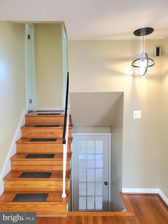 Building Photo - 4517 Mayfield Dr
