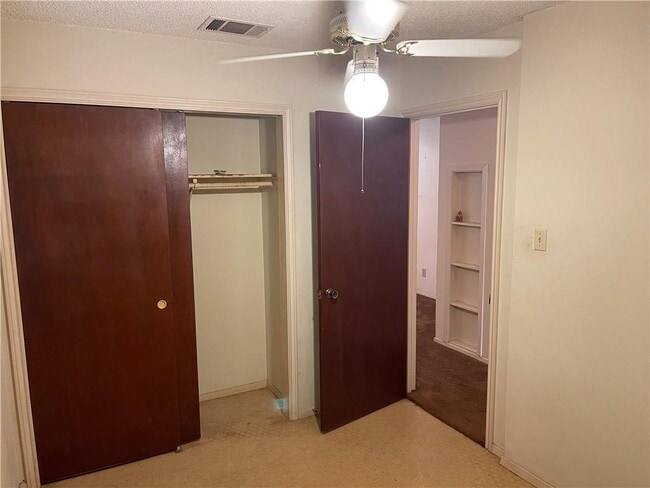 Building Photo - 905 Tillery St
