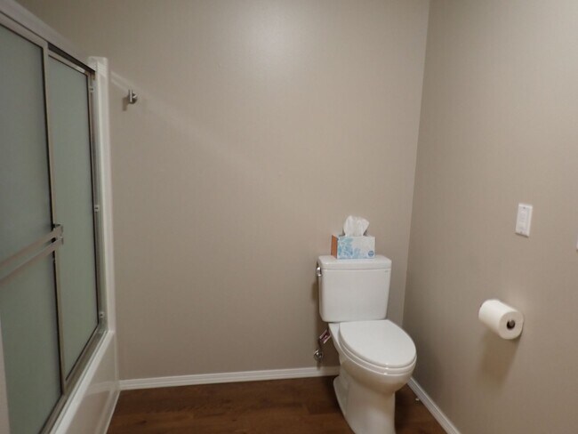 Building Photo - Great 55+ Condo