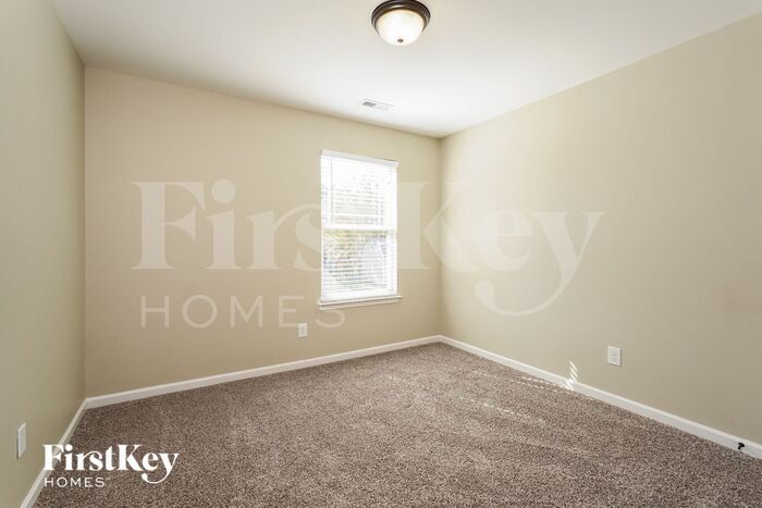Building Photo - 2989 Mirasol Ct