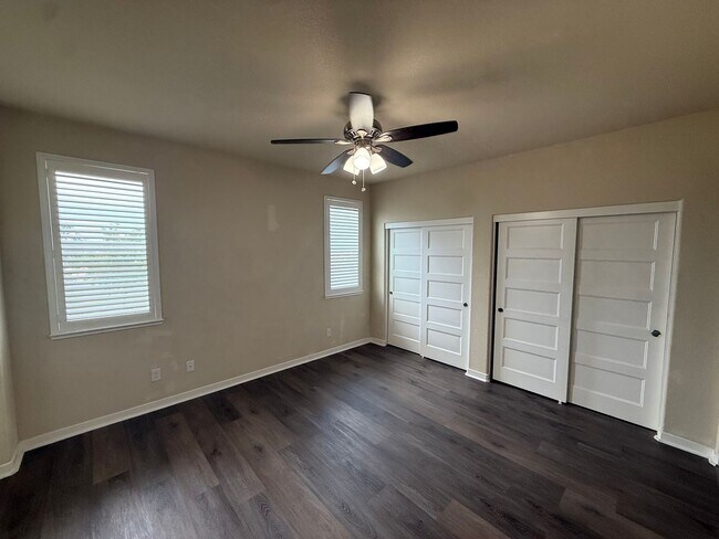 Building Photo - 2 bed | 2.5 bath | 1238 SF | 1 Car Garage | Two Story | Tenant pays $175 monthly for WS&G