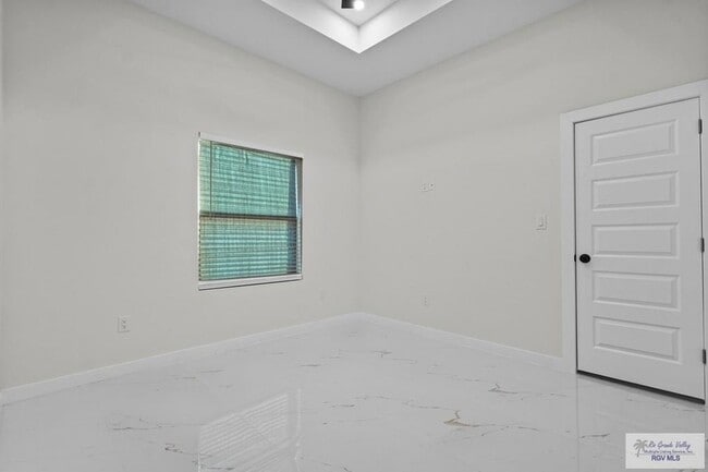 Building Photo - 7425 Lake Havasu