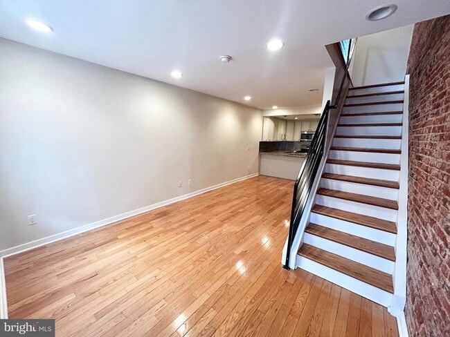 Building Photo - 1269 N Dover St