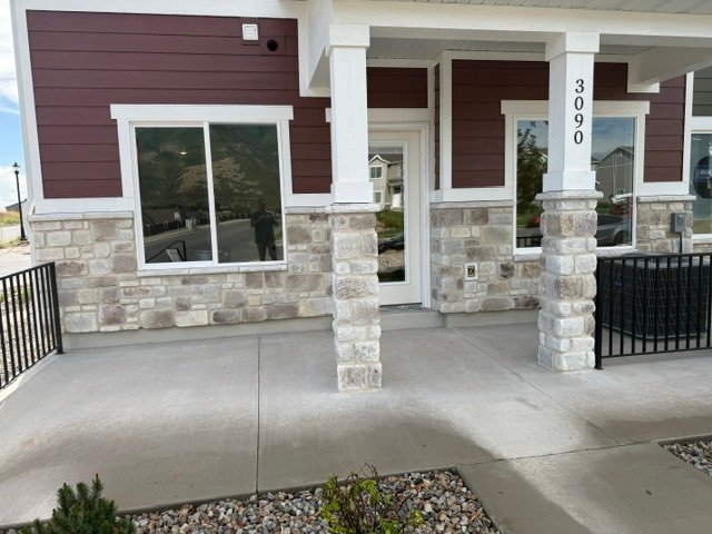 Building Photo - 3090 E Thorley Dr