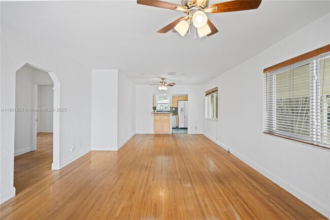 Building Photo - 2530 Fillmore St