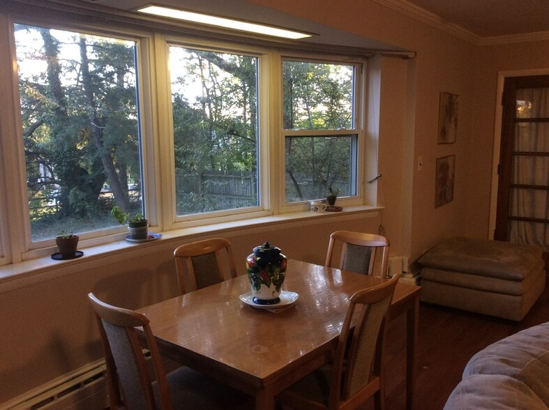 Building Photo - 3412 University Blvd E