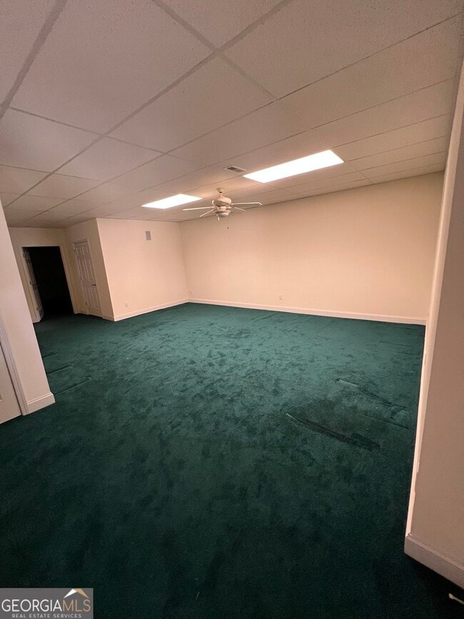 Building Photo - 678 Verney Dr