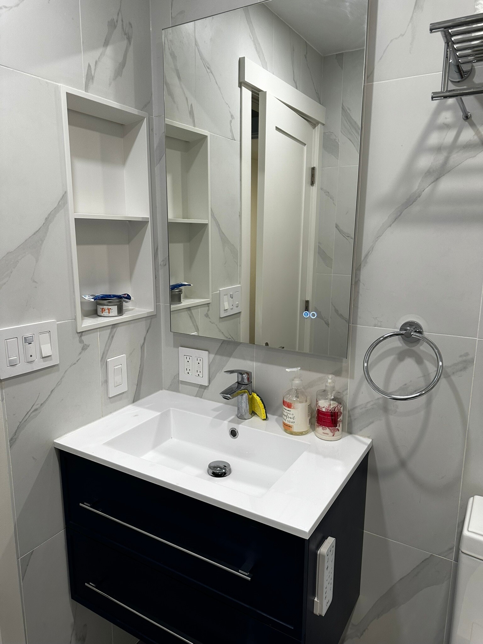 Bathroom #1 - Downstairs - 126 Cityview Dr