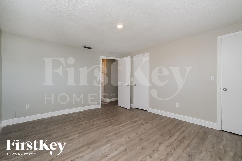 Building Photo - 3641 Windham Dr