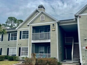 Building Photo - 422 Amelia Lakes