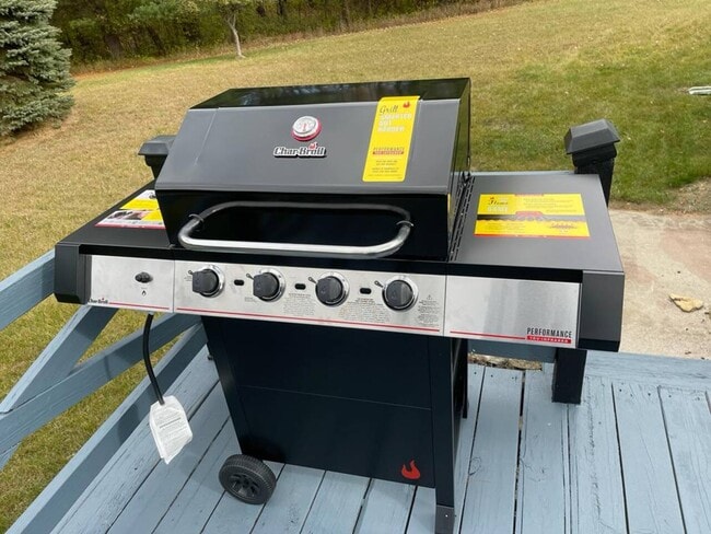 Building Photo - N3185 Seward Heights Rd