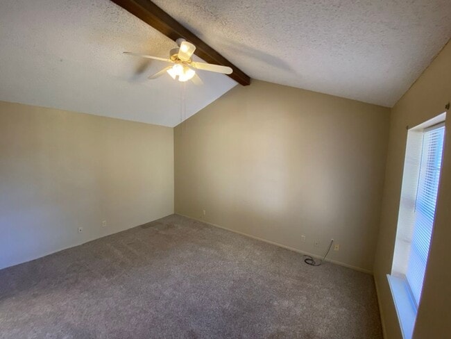 Building Photo - SPACIOUS & CUTE 2 bedroom 2 bath townhouse off Sunset Dr COMING SOON!