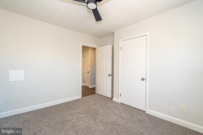 Building Photo - 620 Harwood Ave