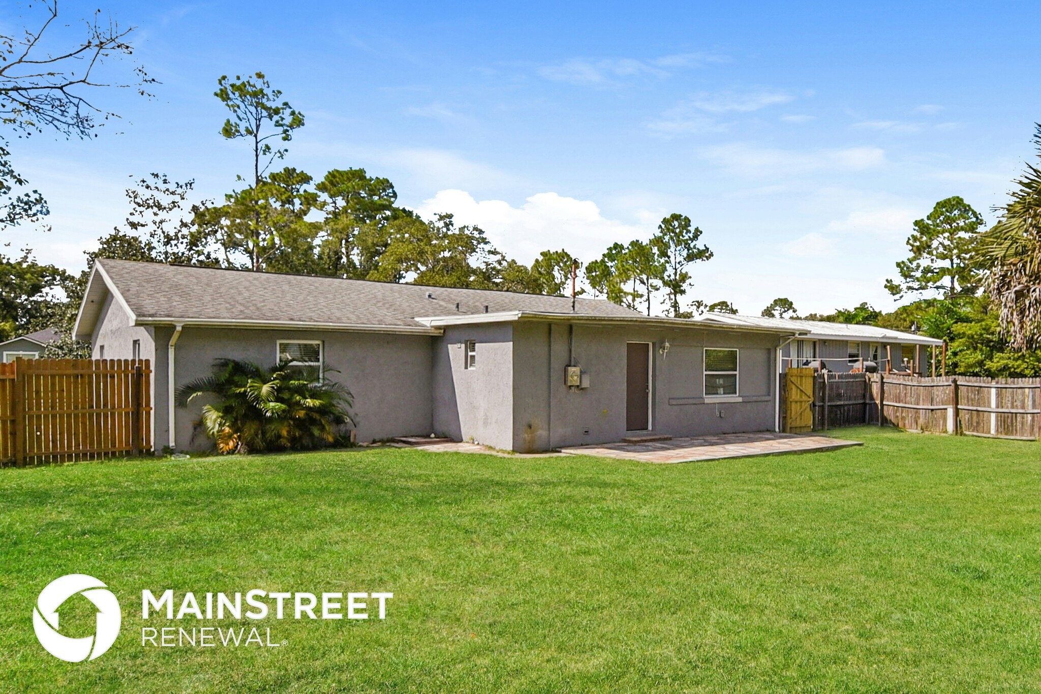 Building Photo - 2065 West Pkwy