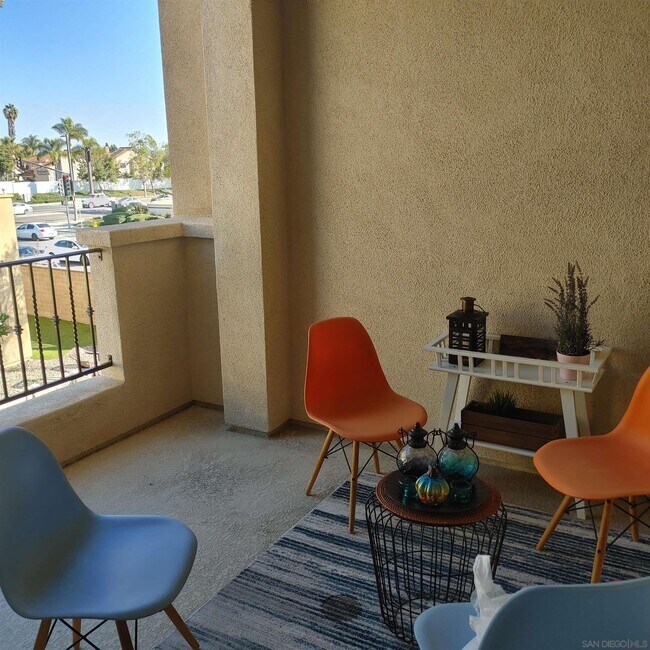 Building Photo - 1329 Via Lucero