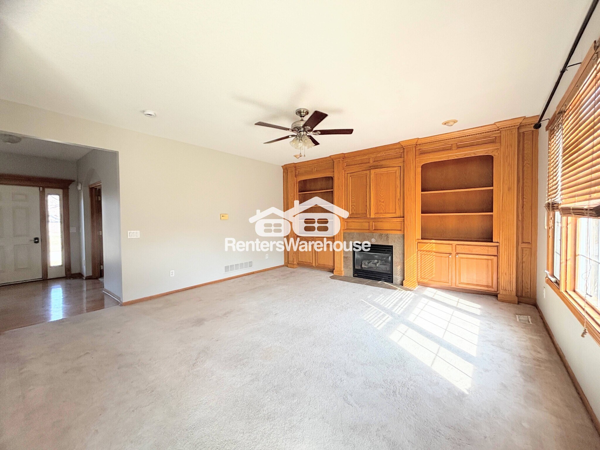 Building Photo - 6874 Dakota Dr