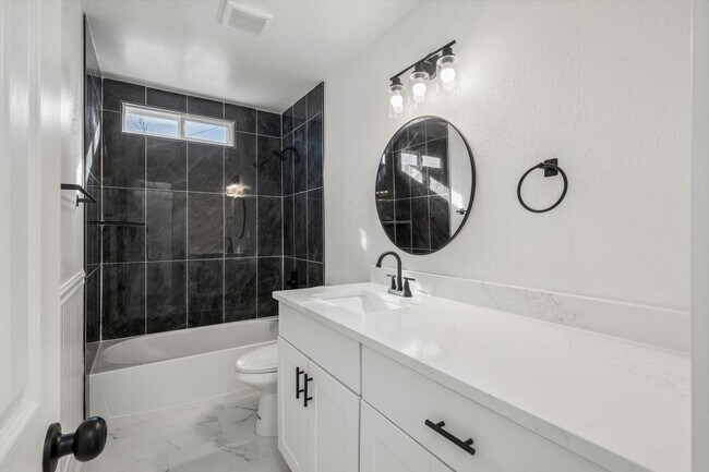 Building Photo - Remodeled house