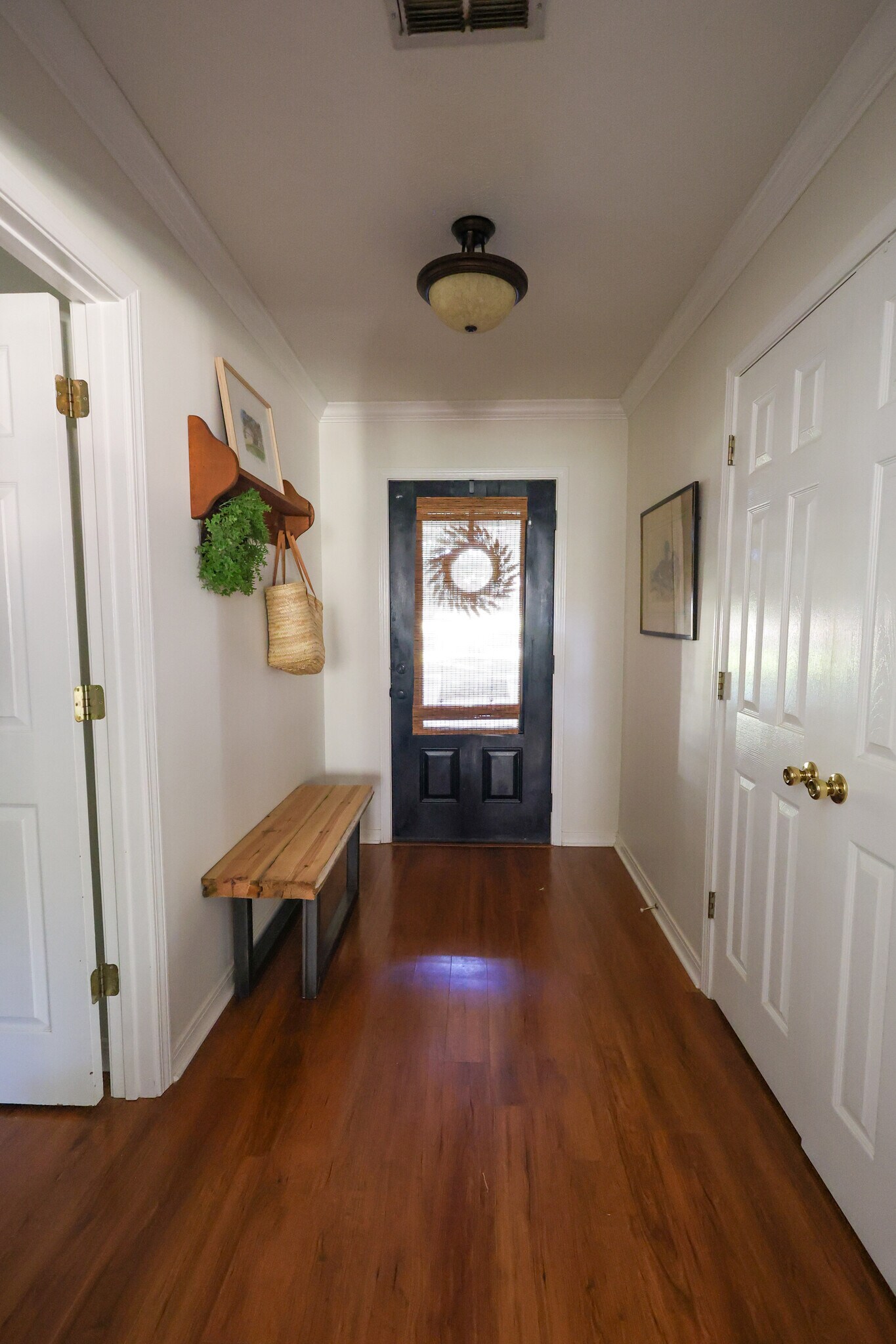 Entry way with storage closet. - 15 Caitlin Ave