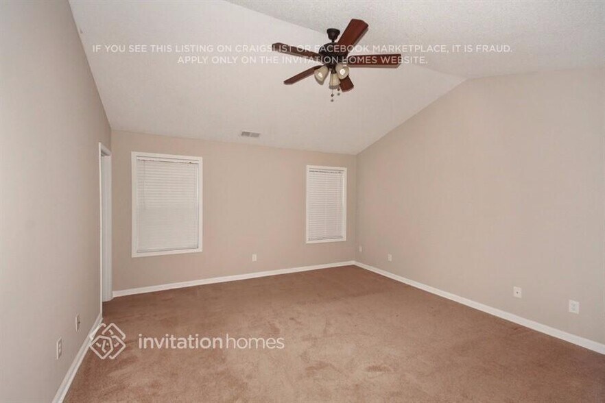 Building Photo - 5551 Quarters Way