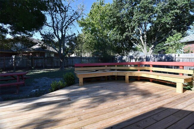 Building Photo - 1503 Natural Bridge Ln