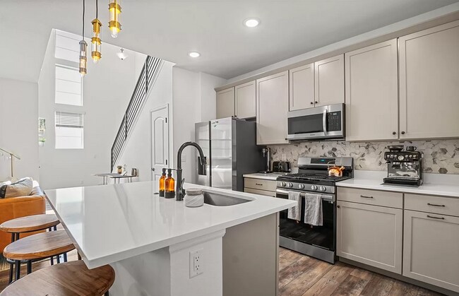 Building Photo - 1613 Rose Quartz Hts