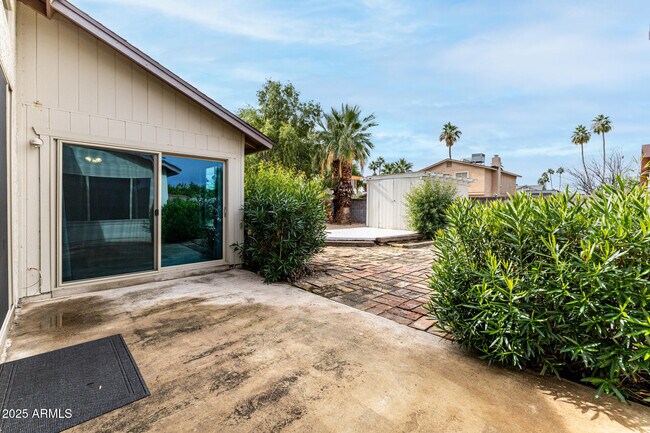 Building Photo - 16216 N 33rd Dr