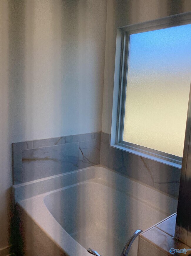 Building Photo - 3220 Spool Ln SW