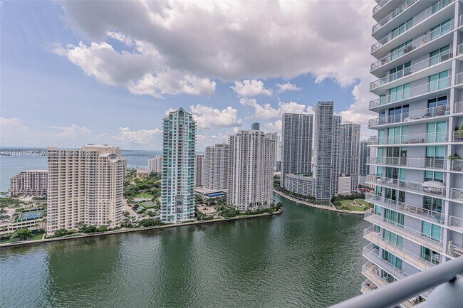 Building Photo - 335 S Biscayne Blvd