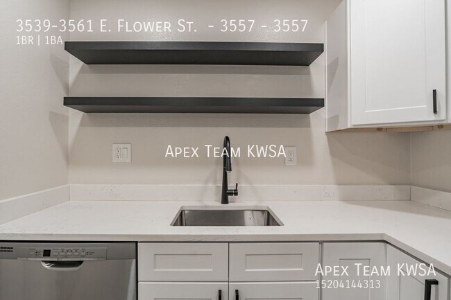 Building Photo - $995-Contemporary 1 Bed | 1 Bath Unit in D...