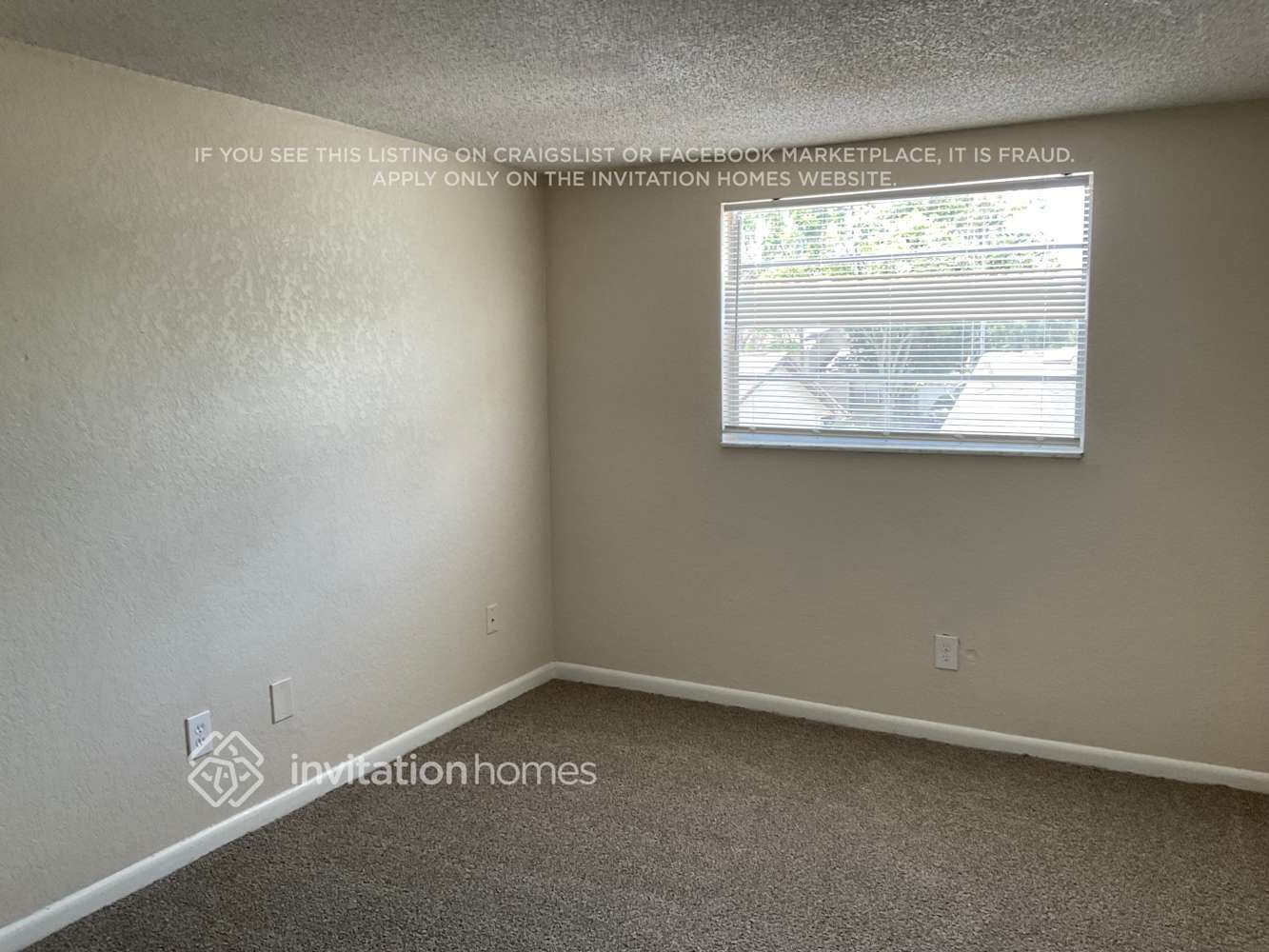 Building Photo - 7438 Oakvista Cir