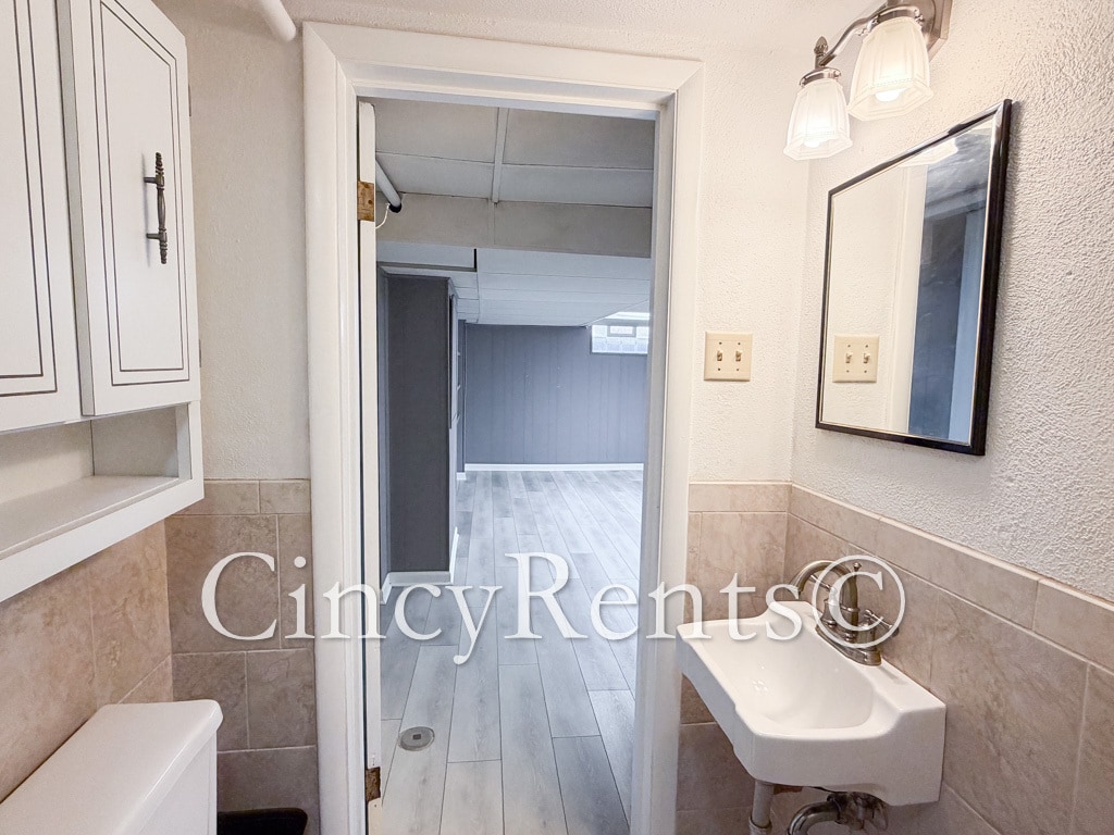 Building Photo - 2652 Bonnie Dr