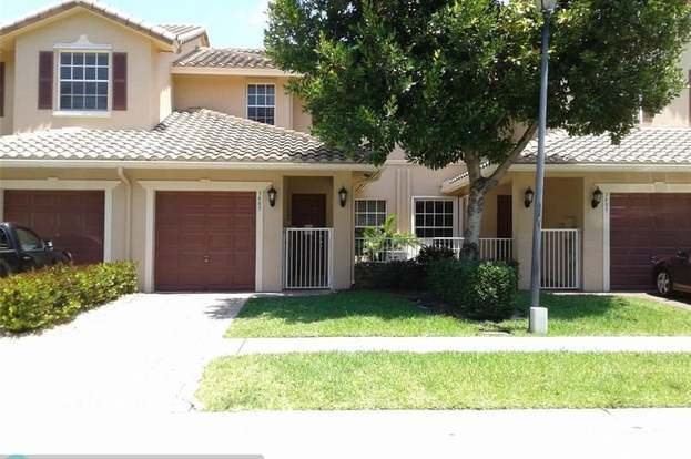 Building Photo - 3409 Lakeside Dr