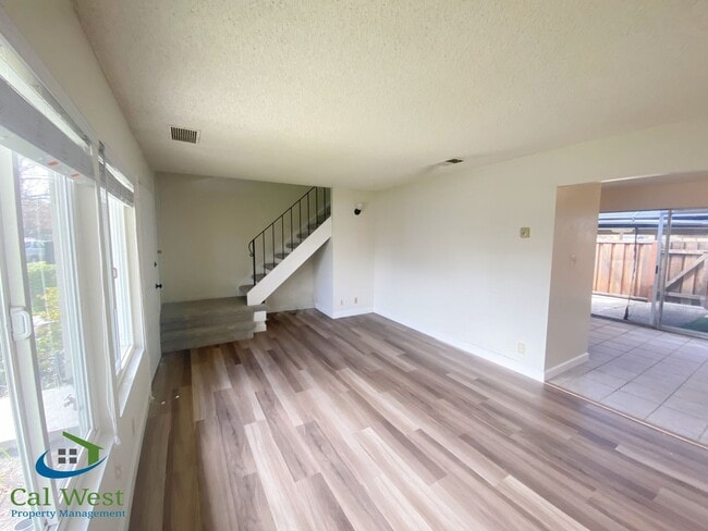 Building Photo - $3095-Updated Two Story Town Home in Bloss...