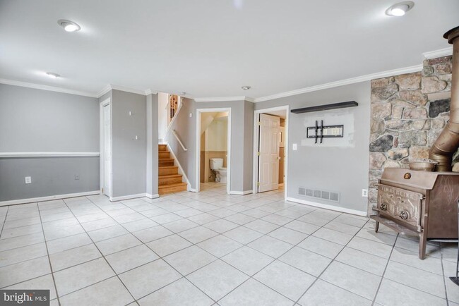 Building Photo - 800 Baltimore Annapolis Blvd