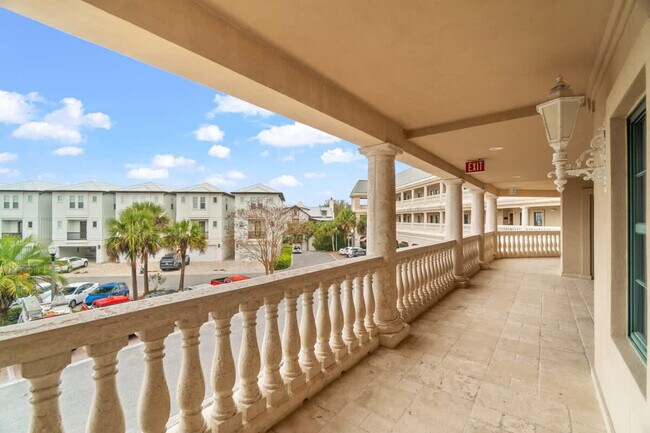 Building Photo - 10343 E County Hwy 30A