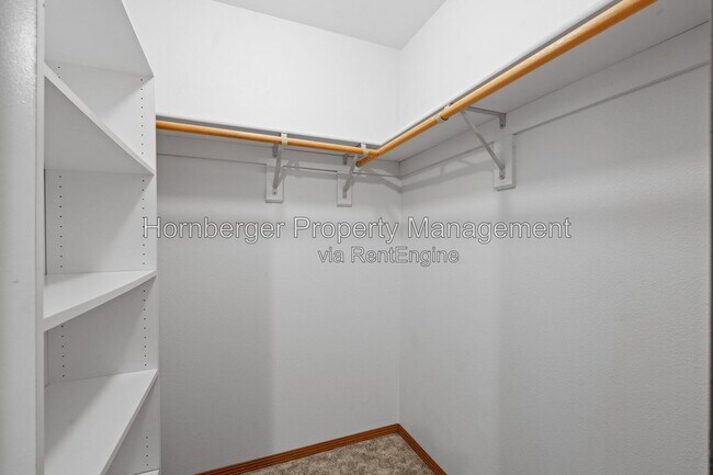Building Photo - 1603 E 33rd Ave