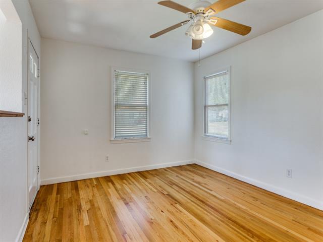 Building Photo - 5433 Thomas Ln