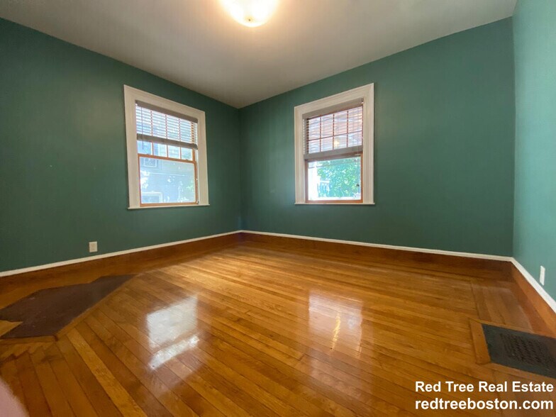 Building Photo - 26 Kilsyth Rd