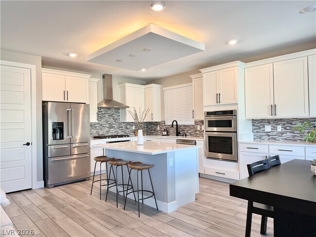 Building Photo - 12422 Foxtail Run Ave