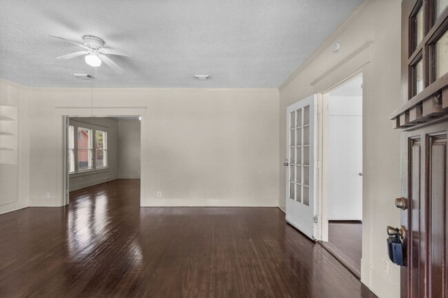 Building Photo - 2 11th Ave N
