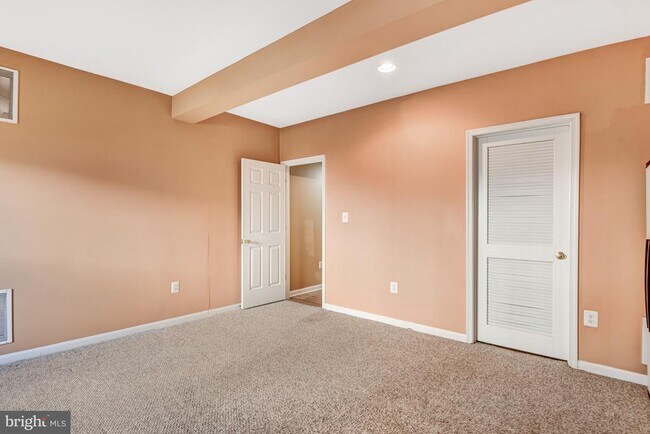 Building Photo - 14570 Collingham Pl