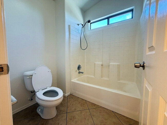 Building Photo - Freshly Painted 1-Story Home with Spacious Layout and Desert Landscaping!