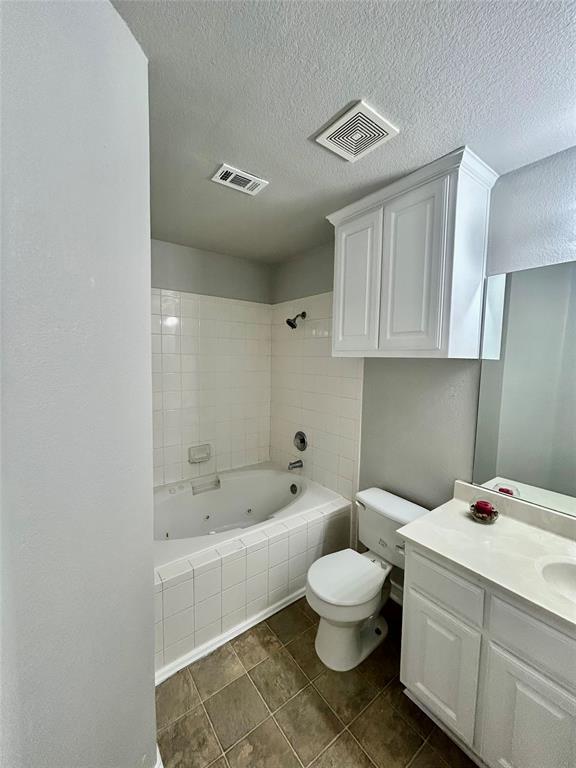 Building Photo - 1512 Parkfield Cir