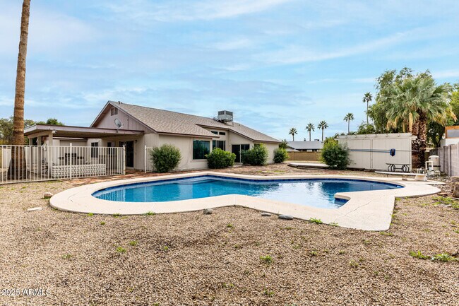 Building Photo - 16216 N 33rd Dr