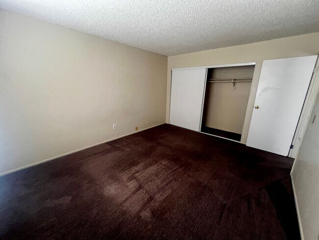 Building Photo - 73796 Cactus Dr