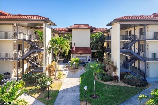 Building Photo - 11170 Caravel Cir