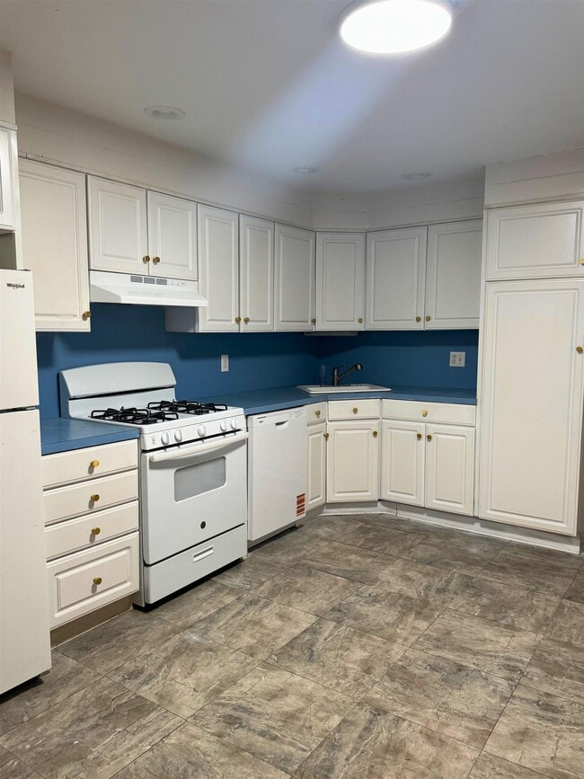 Building Photo - 186 Avenue C