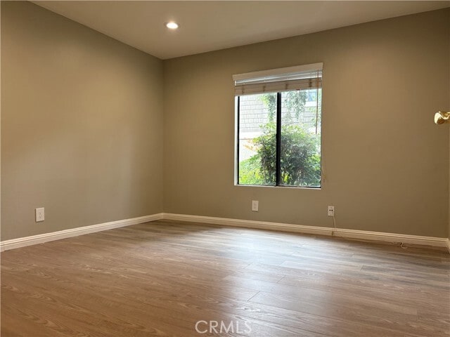 Building Photo - 21 Streamwood