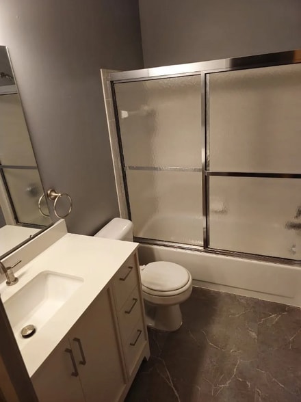 Building Photo - 42794 Lilley Pointe Dr