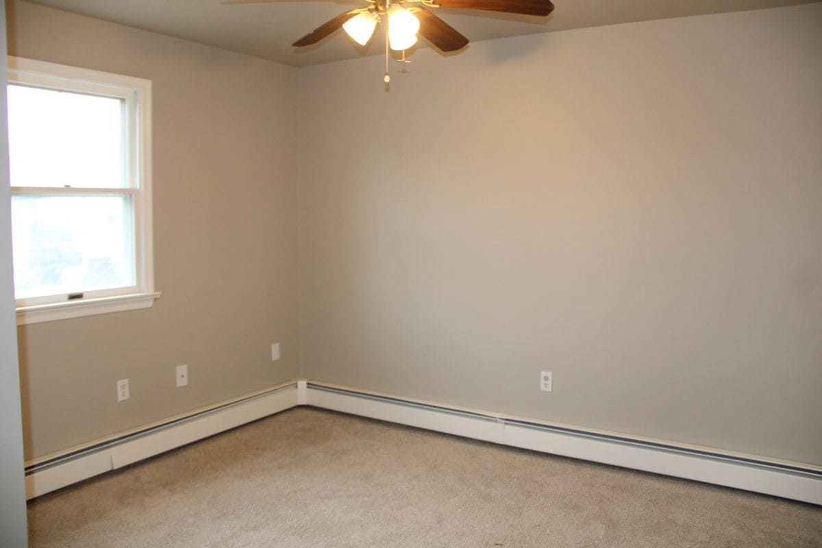 Building Photo - 130 N Mill St